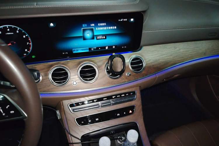 Used Mercedes-Benz E-Class 2023 Facelift E 260 L Audio And AC Panel