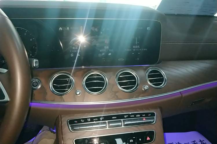 Used Mercedes-Benz E-Class 2023 Updated E 300 L Fashion Edition Audio And AC Panel