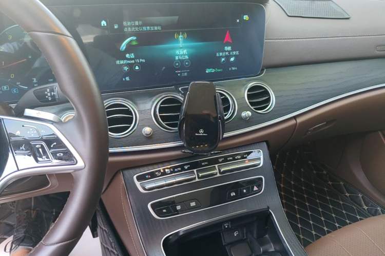 Used Mercedes-Benz E-Class 2023 Facelift E 260 L Audio And AC Panel