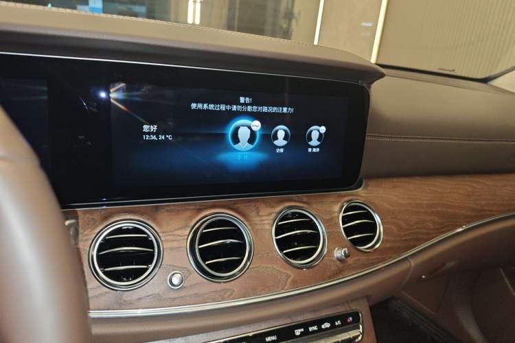 Used Mercedes-Benz E-Class 2023 Facelift E 260 L Audio And AC Panel