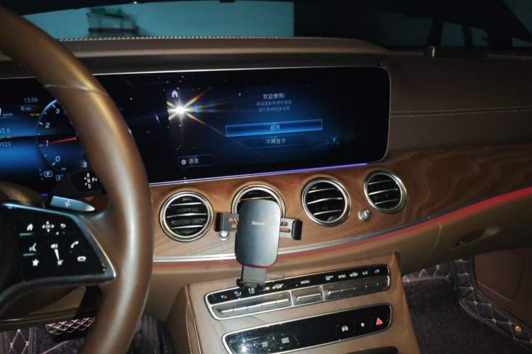 Used Mercedes-Benz E-Class 2023 Updated E 300 L Fashion Edition Audio And AC Panel
