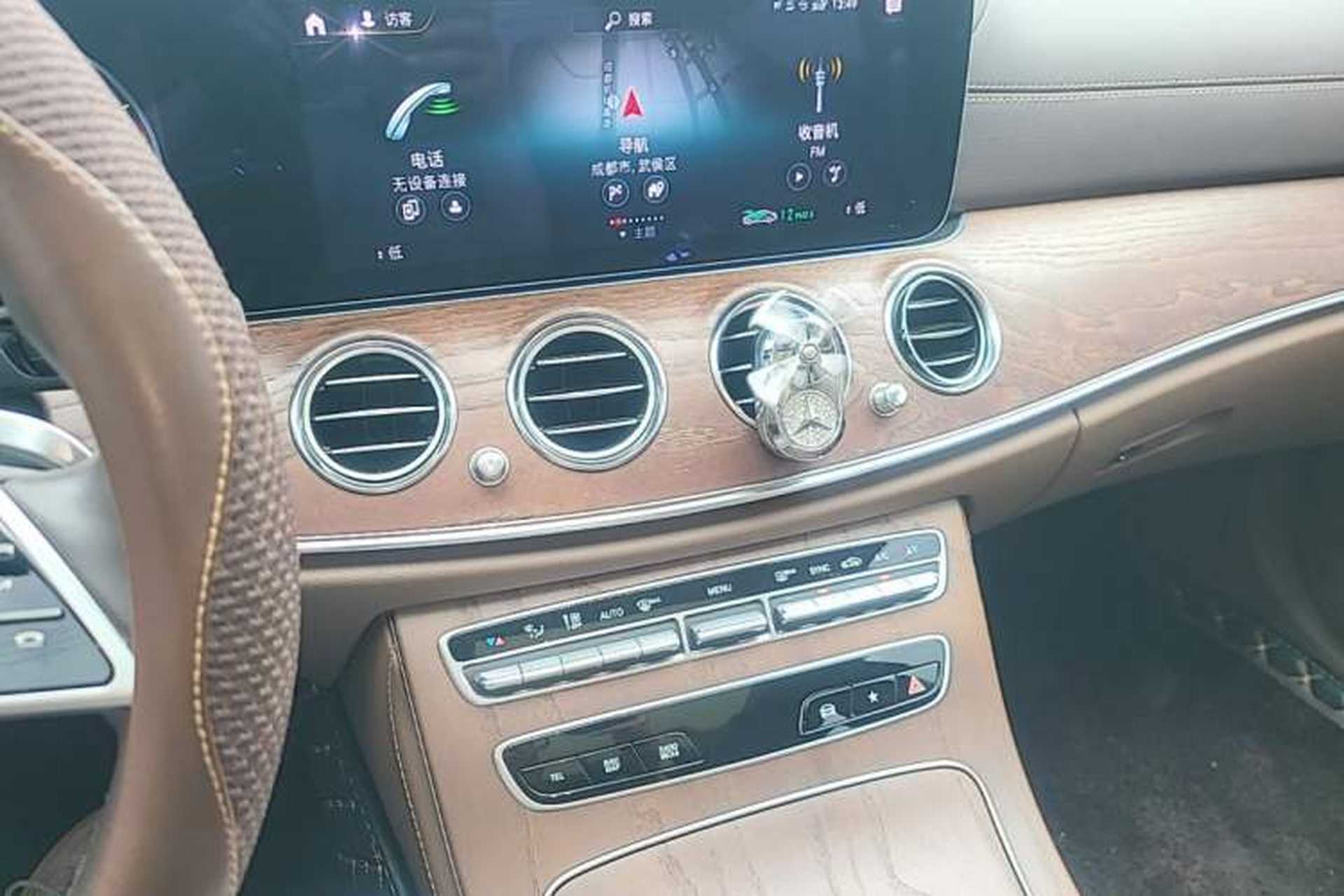 Used Mercedes-Benz E-Class 2023 Updated E 300 L Fashion Edition Audio And AC Panel