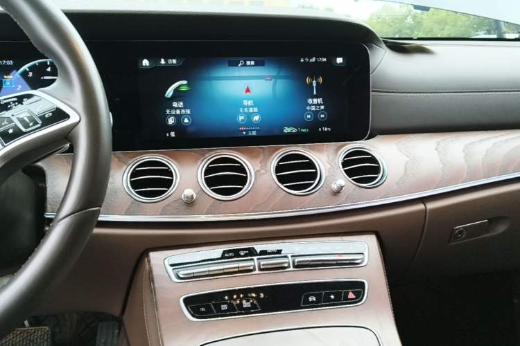 Used Mercedes-Benz E-Class 2023 E 300 L Luxury Model Audio And AC Panel