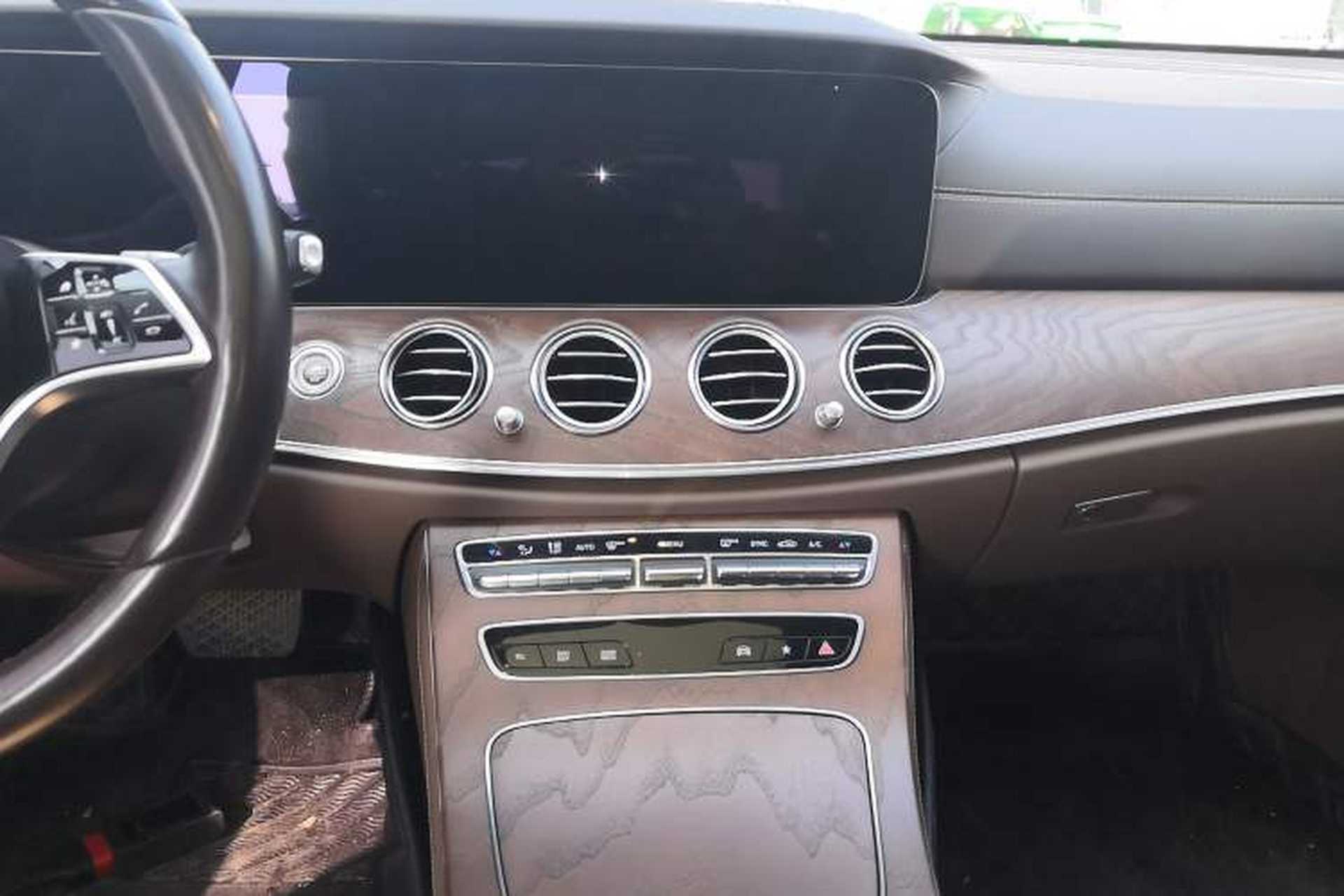 Used Mercedes-Benz E-Class 2023 E 300 L Luxury Model Audio And AC Panel