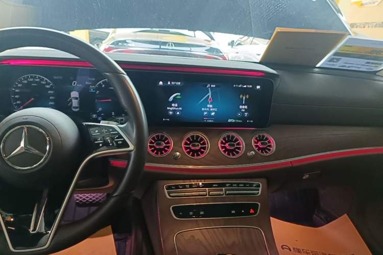Used Mercedes-Benz E-Class 2023 Updated E 300 L Fashion Edition Audio And AC Panel