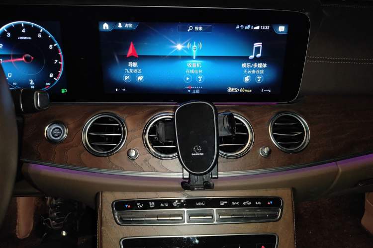 Used Mercedes-Benz E-Class 2023 E 300 L Luxury Model Audio And AC Panel