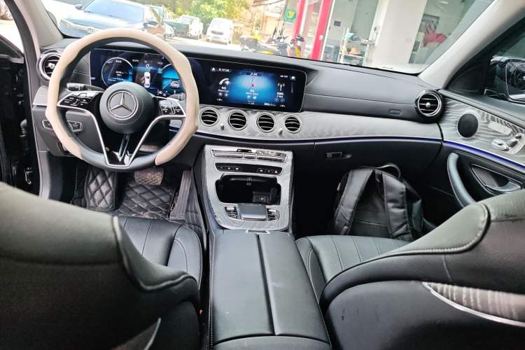 Used Mercedes-Benz E-Class 2023 E 300 L Stylish Model Audio And AC Panel
