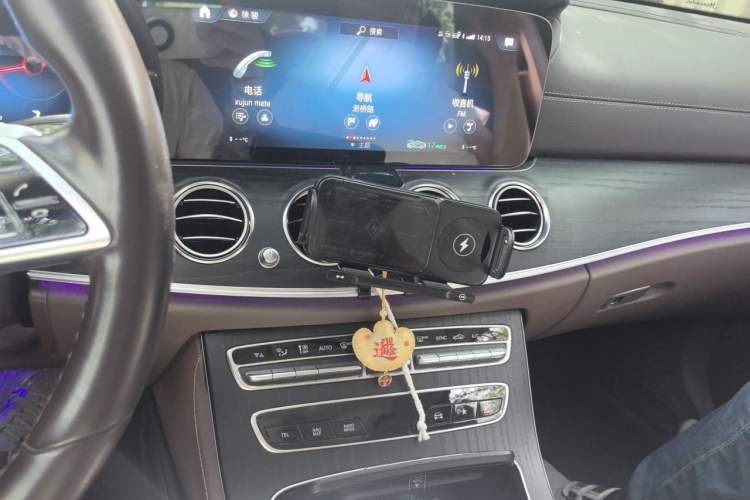 Used Mercedes-Benz E-Class 2023 Updated E 300 L Luxury Edition Audio And AC Panel
