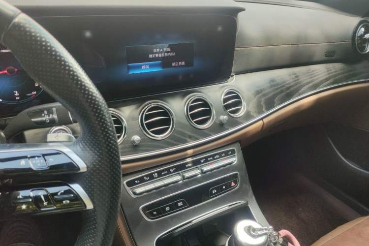 Used Mercedes-Benz E-Class 2023 Restyled E 260 Fashion Sport Edition Audio And AC Panel