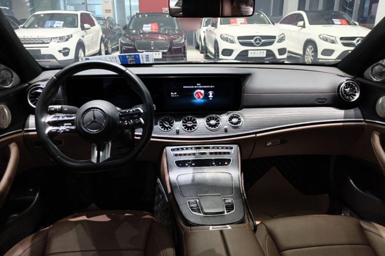 Used Mercedes-Benz E-Class 2023 Restyled E 300 L Sporty and Stylish Edition Center Console