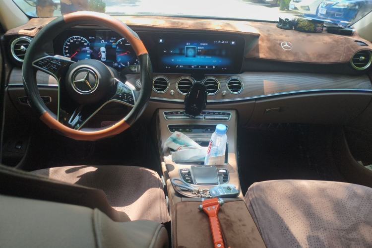 Used Mercedes-Benz E-Class 2023 E 300 L Stylish Model Center Console