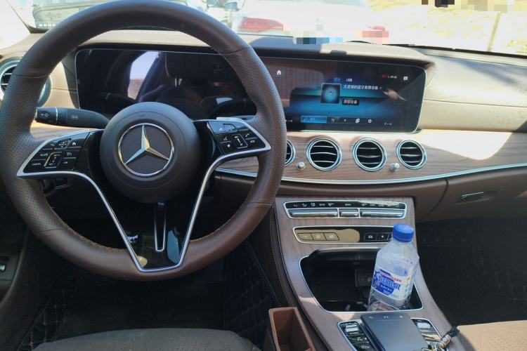Used Mercedes-Benz E-Class 2023 Updated E 300 L Luxury Edition Center Console