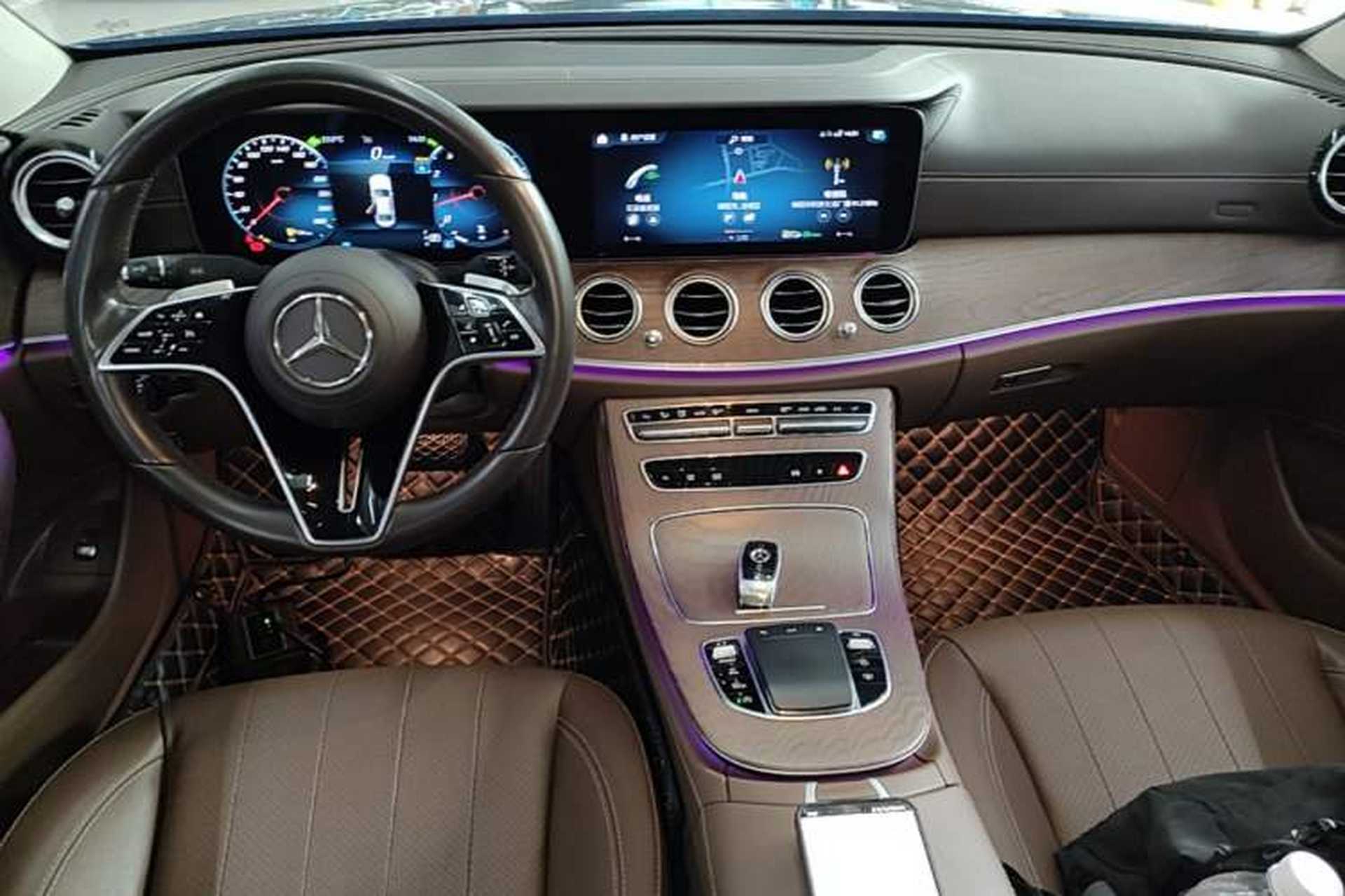 Used Mercedes-Benz E-Class 2023 Updated E 300 L Luxury Edition Center Console