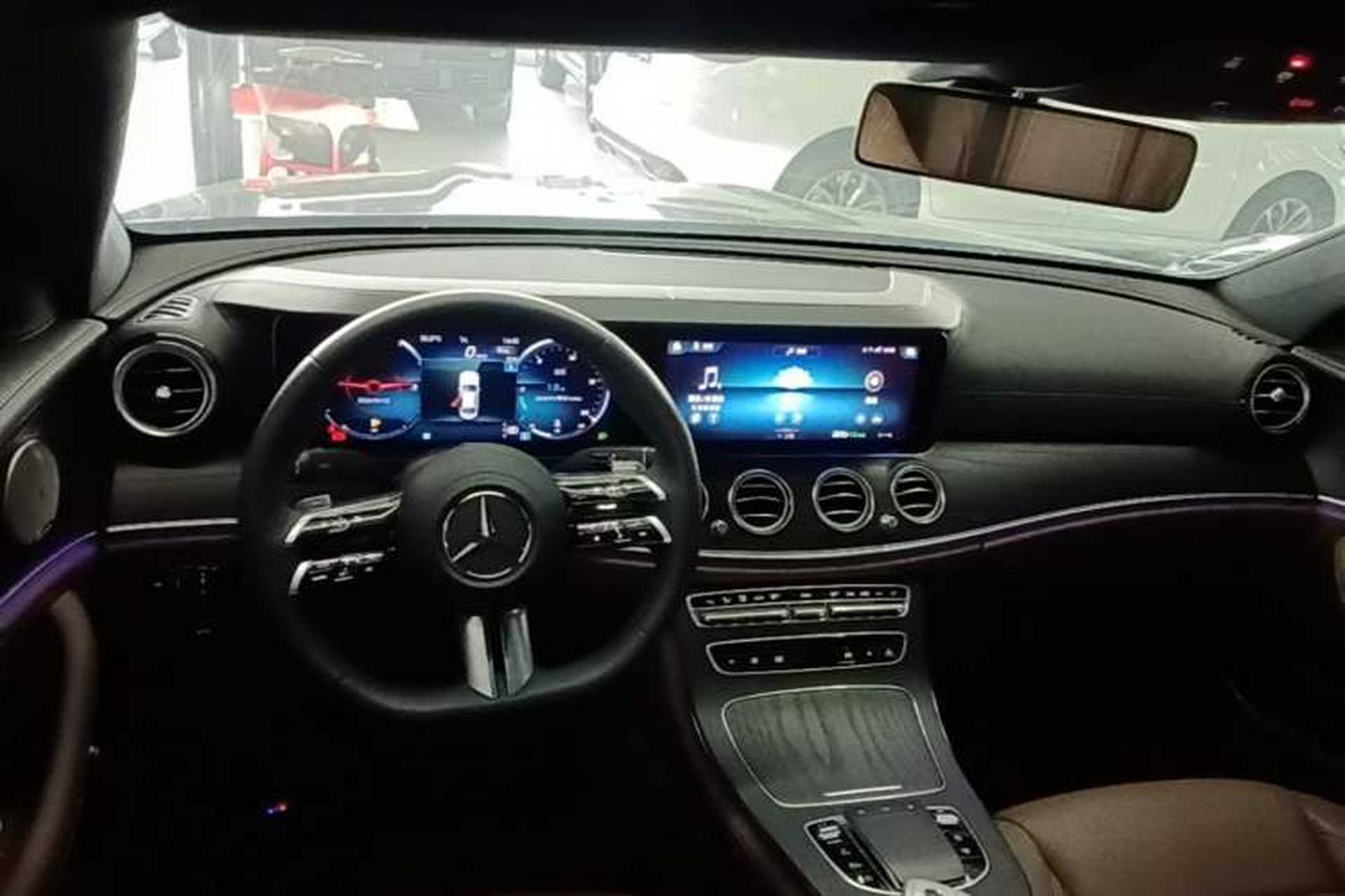 Used Mercedes-Benz E-Class 2023 Restyled E 300 L Sport Luxury Edition Center Console