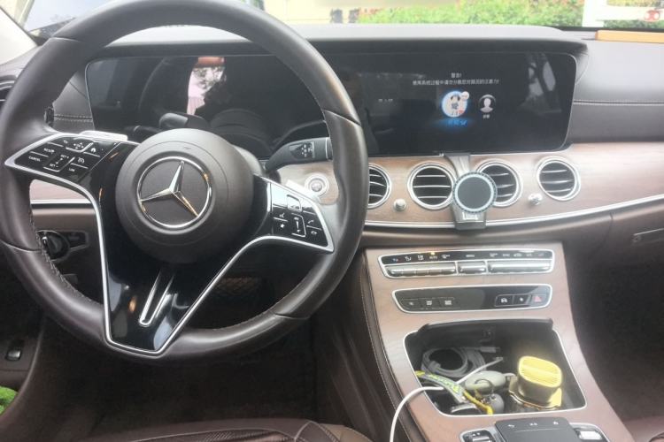 Used Mercedes-Benz E-Class 2023 E 300 L Luxury Model Center Console