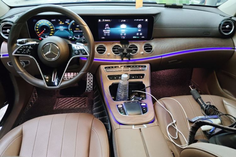 Used Mercedes-Benz E-Class 2023 E 300 L Luxury Model Center Console