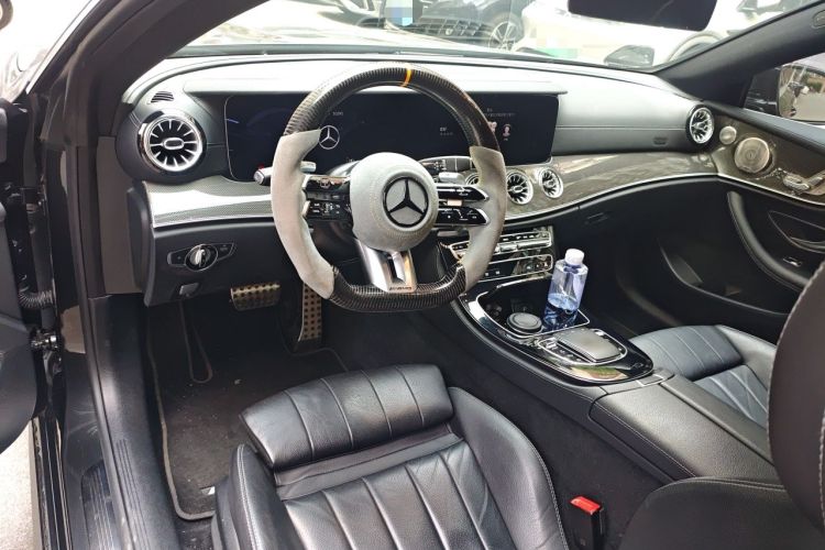 Used Mercedes-Benz E-Class 2023 E 260 Coupe Center Console