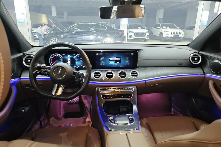 Used Mercedes-Benz E-Class 2023 E 260 Stylish Sports Edition Center Console