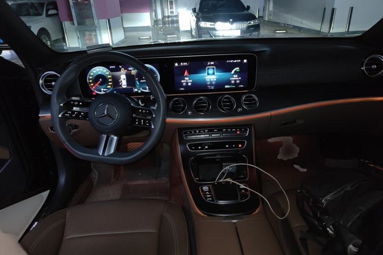 Used Mercedes-Benz E-Class 2023 E 300 L Stylish Model Center Console