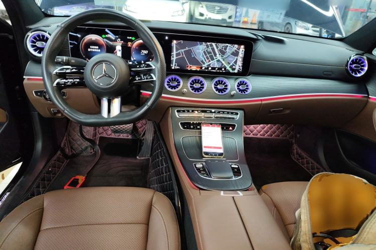 Used Mercedes-Benz E-Class 2023 Restyled E 300 L Sporty and Stylish Edition Center Console