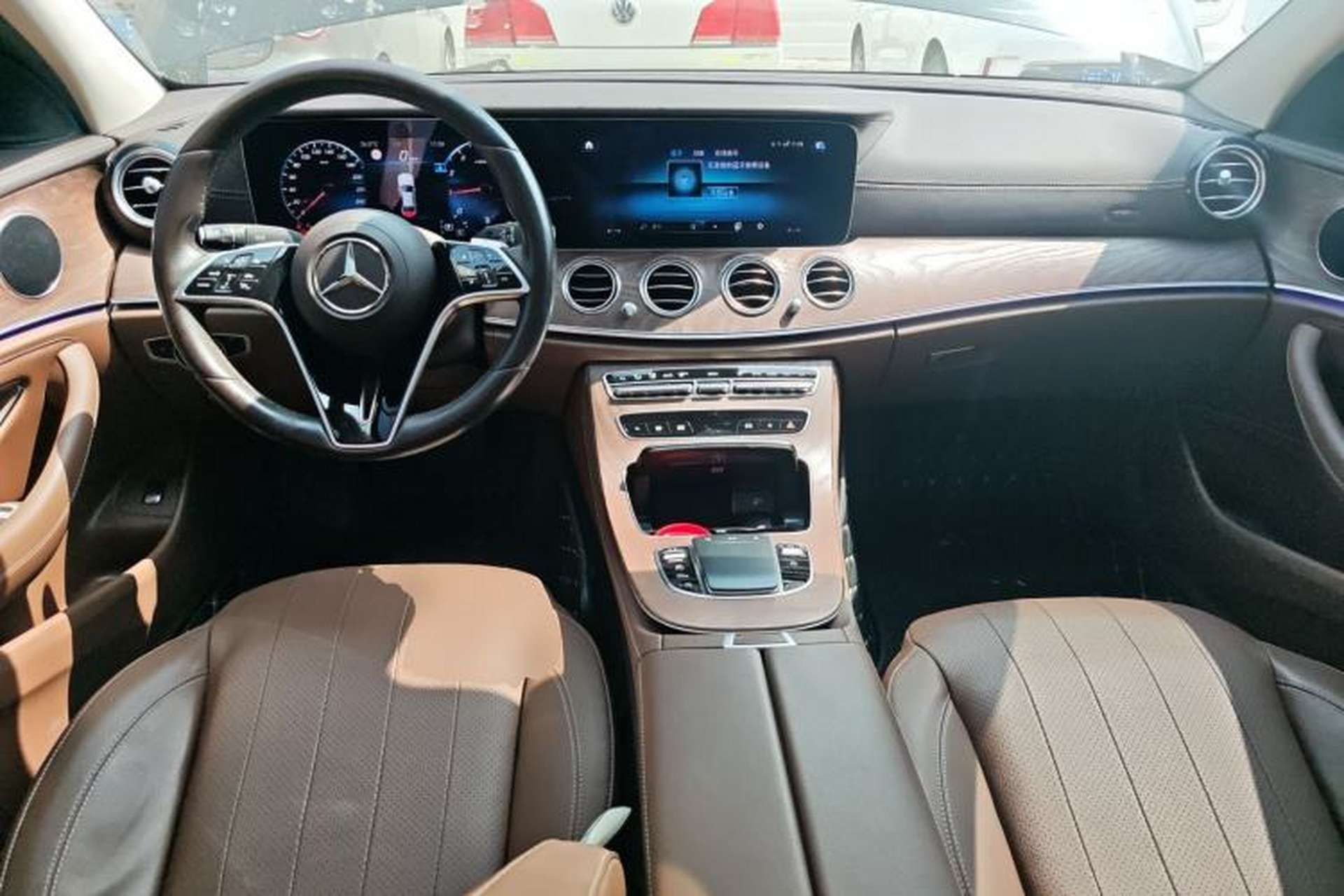 Used Mercedes-Benz E-Class 2023 E 300 L Stylish Model Center Console
