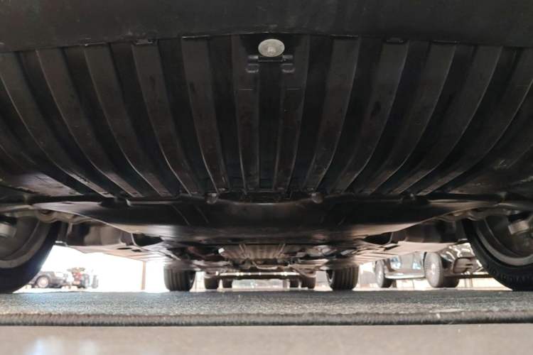 Used Mercedes-Benz E-Class 2023 E 300 L Luxury Model Chassis Front