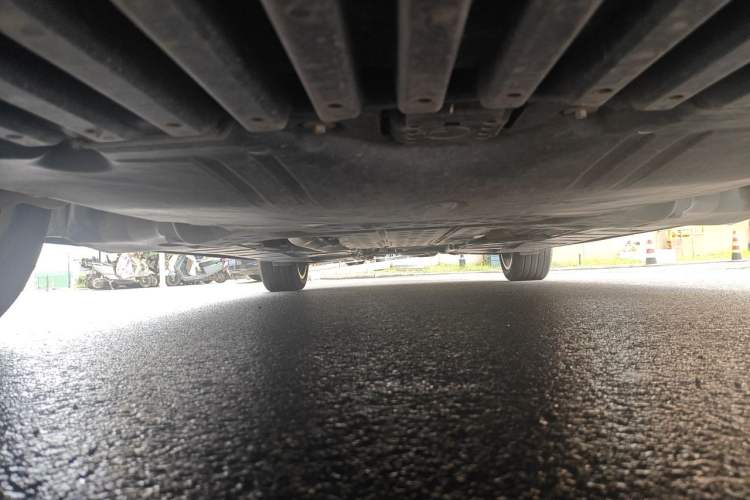 Used Mercedes-Benz E-Class 2023 E 260 L Sport Edition Chassis Front