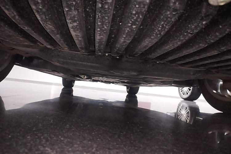 Used Mercedes-Benz E-Class 2023 Restyled E 300 L Sport Luxury Edition Chassis Front