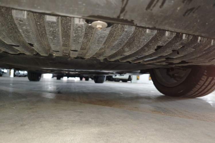Used Mercedes-Benz E-Class 2023 E 260 L Sport Edition Chassis Front