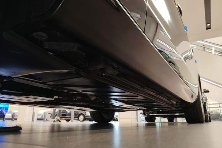 Used Mercedes-Benz E-Class 2023 E 300 L Luxury Model Chassis Front Left
