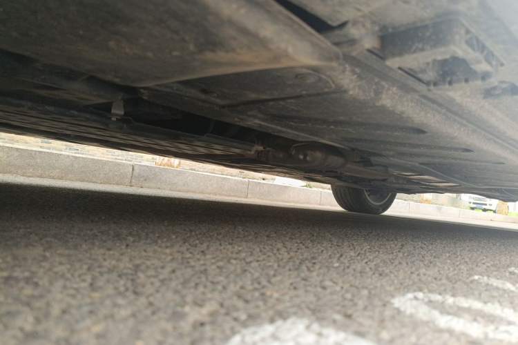 Used Mercedes-Benz E-Class 2023 Updated E 300 L Luxury Edition Chassis Front Left