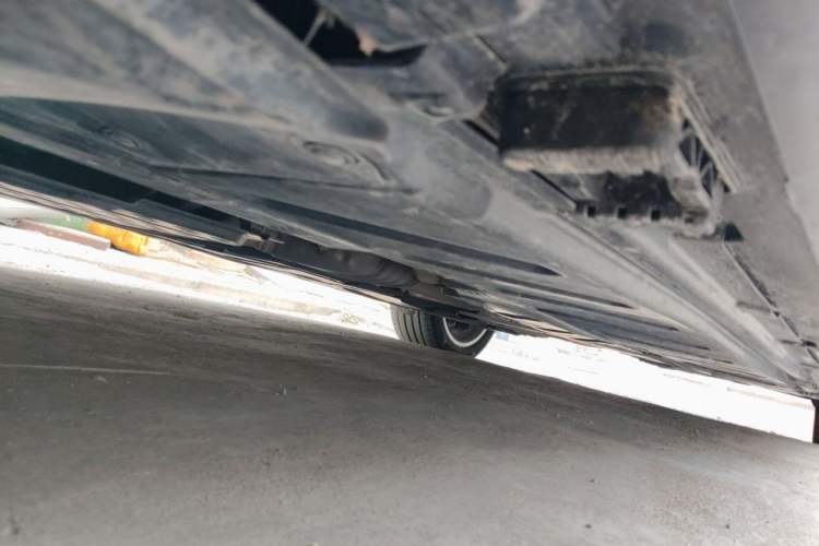 Used Mercedes-Benz E-Class 2023 Updated E 300 L Luxury Edition Chassis Front Left