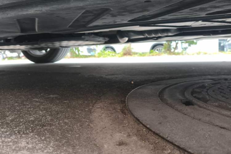 Used Mercedes-Benz E-Class 2023 Updated E 300 L Luxury Edition Chassis Front Left