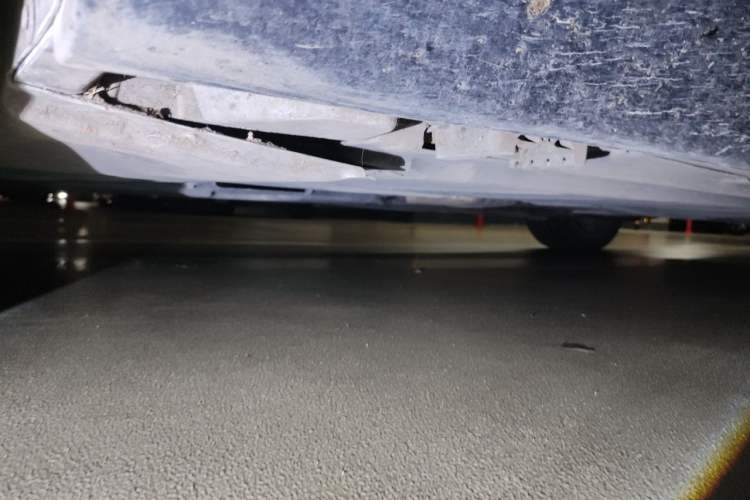 Used Mercedes-Benz E-Class 2023 Updated E 300 L Luxury Edition Chassis Front Left
