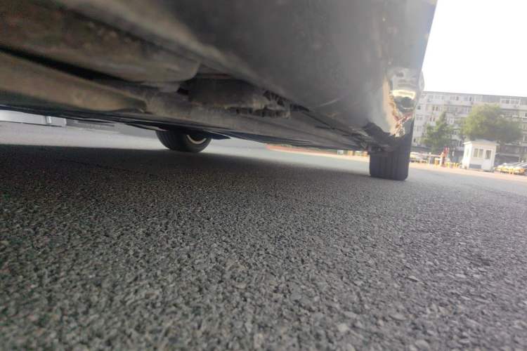 Used Mercedes-Benz E-Class 2023 Updated E 300 L Luxury Edition Chassis Front Left