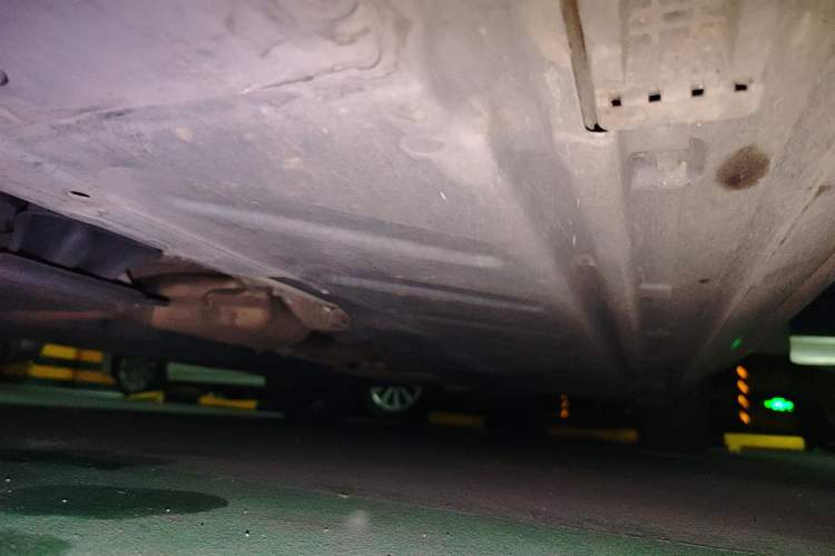 Used Mercedes-Benz E-Class 2023 E 300 L Sporty and Stylish Model Chassis Front Left