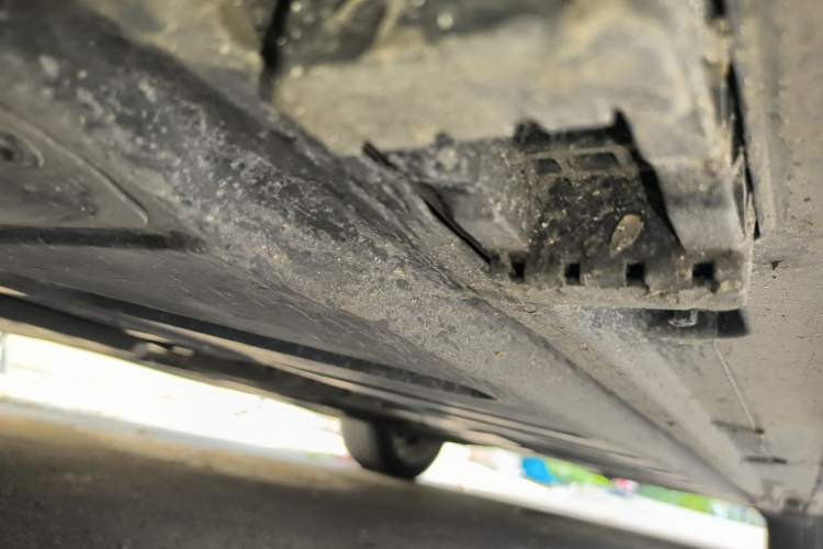 Used Mercedes-Benz E-Class 2023 E 300 L Stylish Model Chassis Front Left