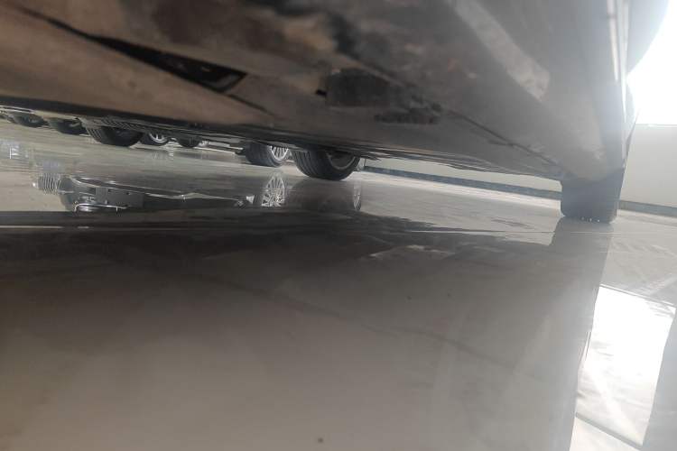 Used Mercedes-Benz E-Class 2023 Restyled E 300 L Sport Luxury Edition Chassis Front Left