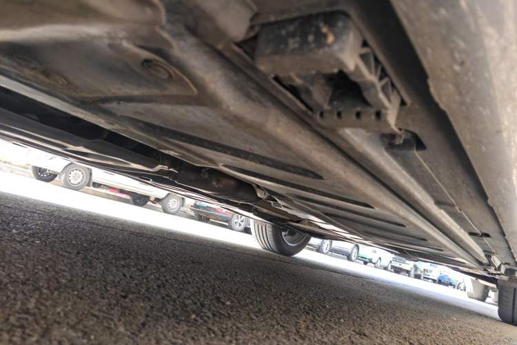 Used Mercedes-Benz E-Class 2023 Facelift E 260 L Chassis Front Left