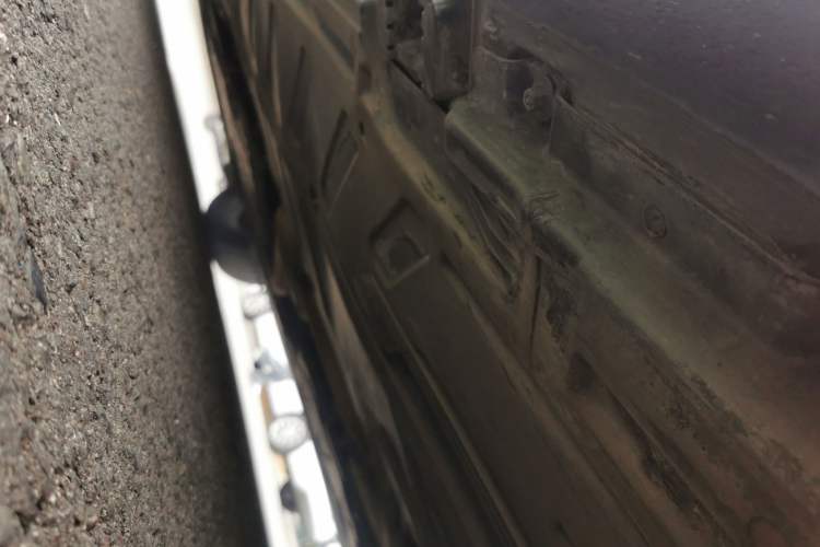 Used Mercedes-Benz E-Class 2023 Updated E 300 L Fashion Edition Chassis Front Left