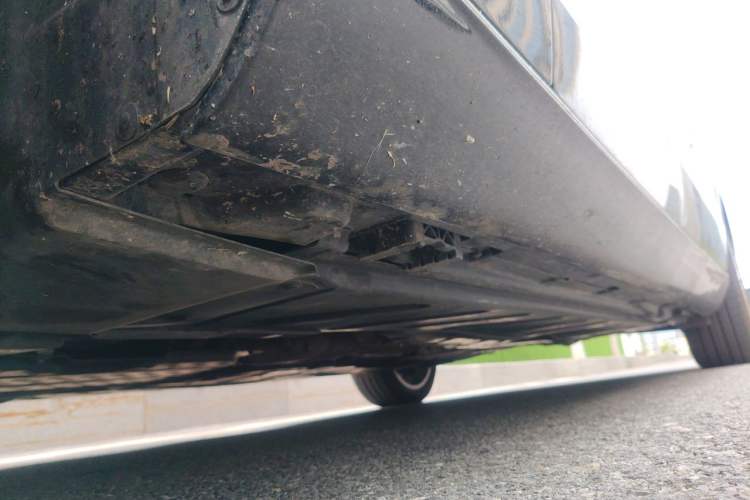 Used Mercedes-Benz E-Class 2023 Updated E 300 L Fashion Edition Chassis Front Left