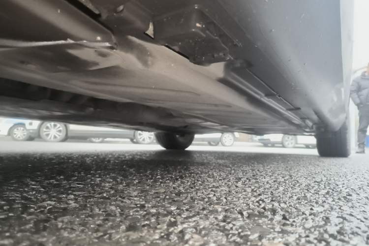 Used Mercedes-Benz E-Class 2023 Updated E 300 L Luxury Edition Chassis Front Left