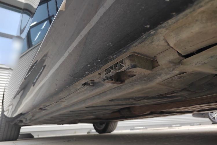 Used Mercedes-Benz E-Class 2023 E 300 L Sport Luxury Edition Chassis Front Right