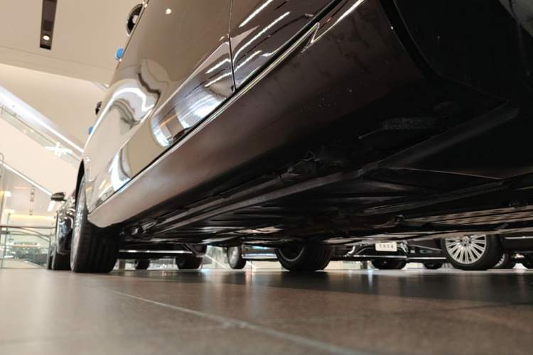 Used Mercedes-Benz E-Class 2023 E 300 L Luxury Model Chassis Front Right