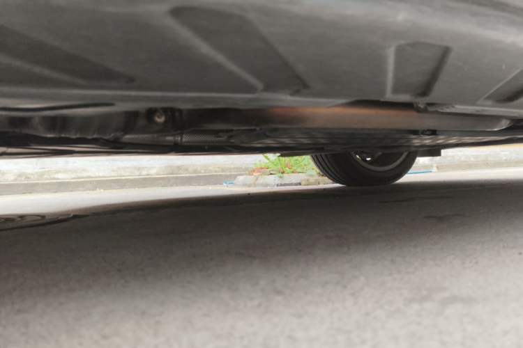 Used Mercedes-Benz E-Class 2023 Updated E 300 L Luxury Edition Chassis Front Right