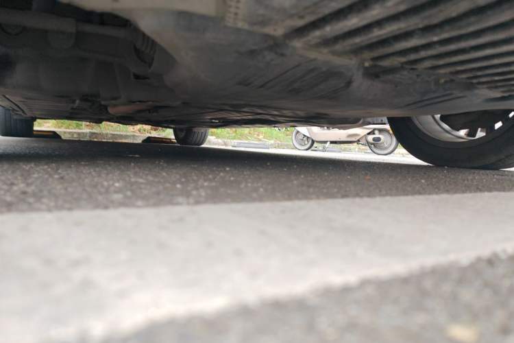 Used Mercedes-Benz E-Class 2023 Updated E 300 L Luxury Edition Chassis Front Right