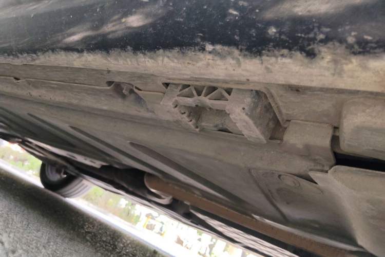 Used Mercedes-Benz E-Class 2023 E 300 L Stylish Model Chassis Front Right