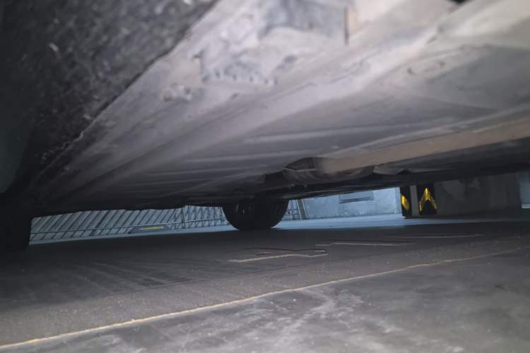 Used Mercedes-Benz E-Class 2023 Updated E 300 L Luxury Edition Chassis Front Right