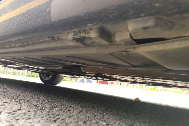 Used Mercedes-Benz E-Class 2023 Updated E 300 L Fashion Edition Chassis Front Right