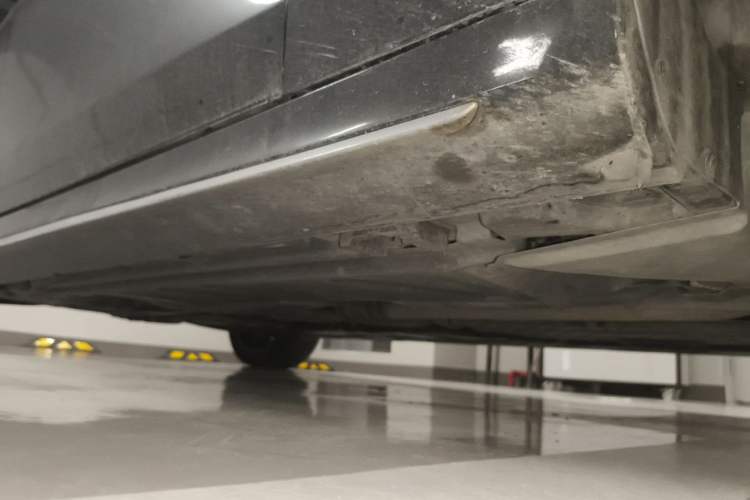 Used Mercedes-Benz E-Class 2023 E 260 L Sport Edition Chassis Front Right